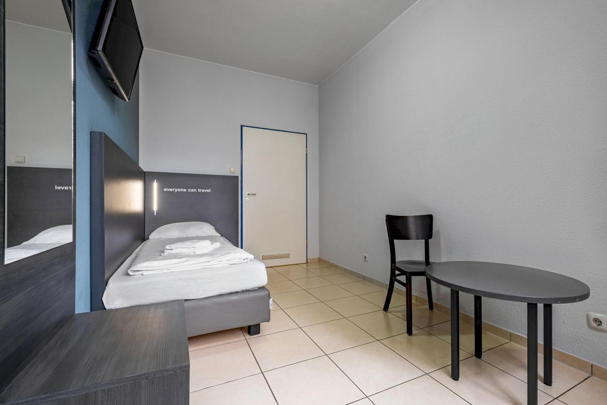 Hotel A&O Muenchen Hauptbahnhof Camera foto